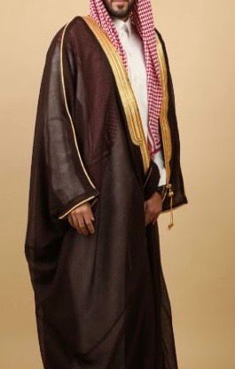 بشت عنابي داكن
